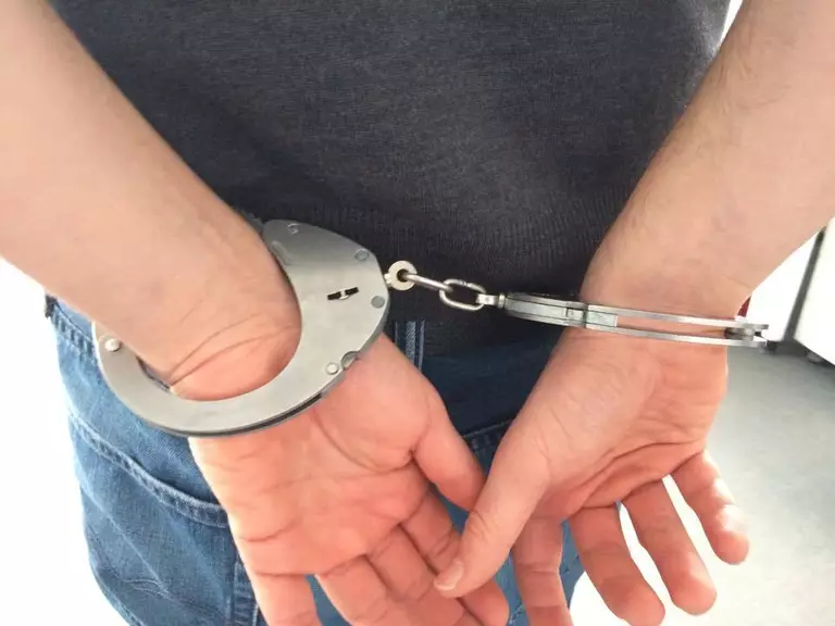 Der Täter konnte festgenommen werden. — © Foto: Symbolbild