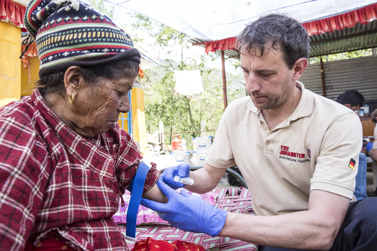 Die Johanniter helfen in Nepal — © Foto: Die Joahnniter