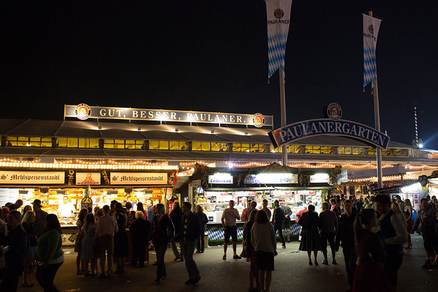 Oktoberfest München  Paulaner Festzelt Wiesn, Rico Güttich / münchen.tv
