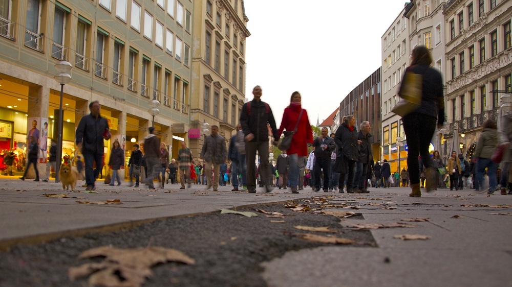 Einkaufen in München - Innenstadt - Handel - Läden - Geschäfte, Einkaufen in der Münchner Innenstadt - Archivbild