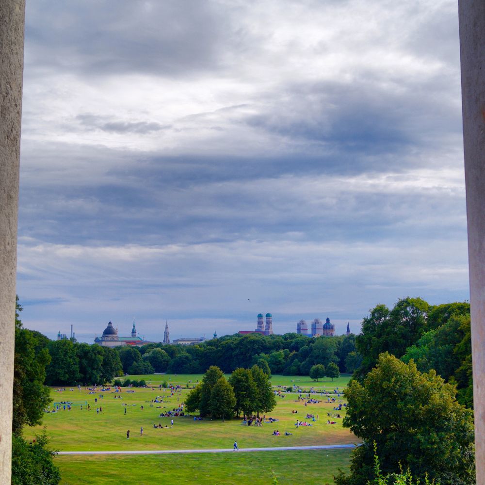 Aussicht auf den Englischen Garten, Aussicht vom Monopteros - Foto:  Dirk Schiff/Portraitiert.de