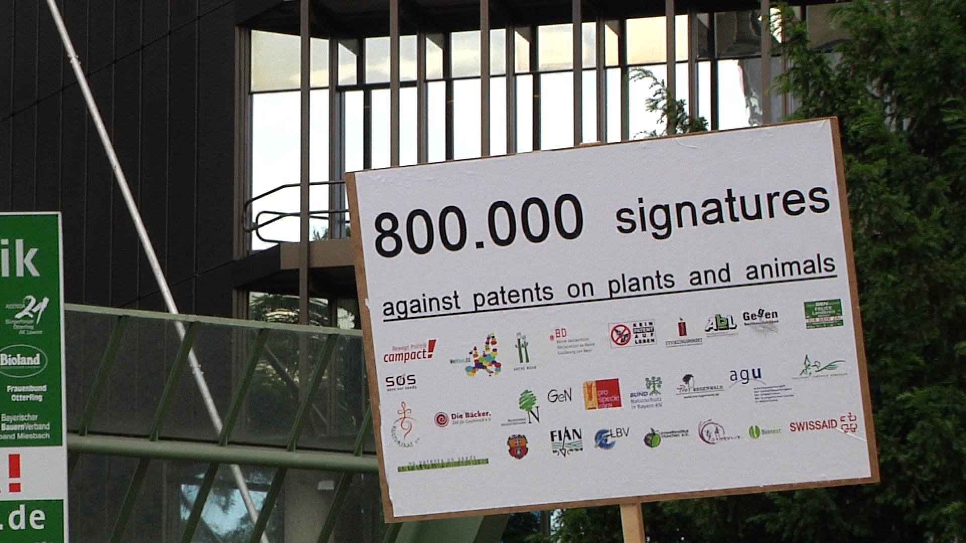 800.000 Unterschriften an das Europäischem Patentamt überreicht