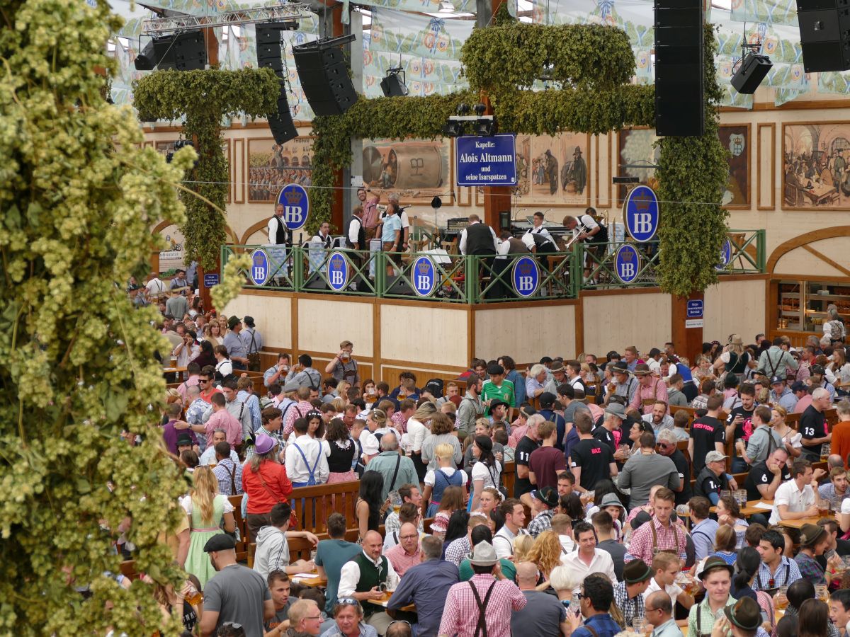 OKtoberfest 2016: Es wird über ein Rucksackverbot diskutiert.