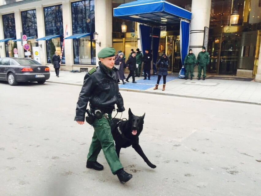 sicherheitskonferenz münchen spürhund