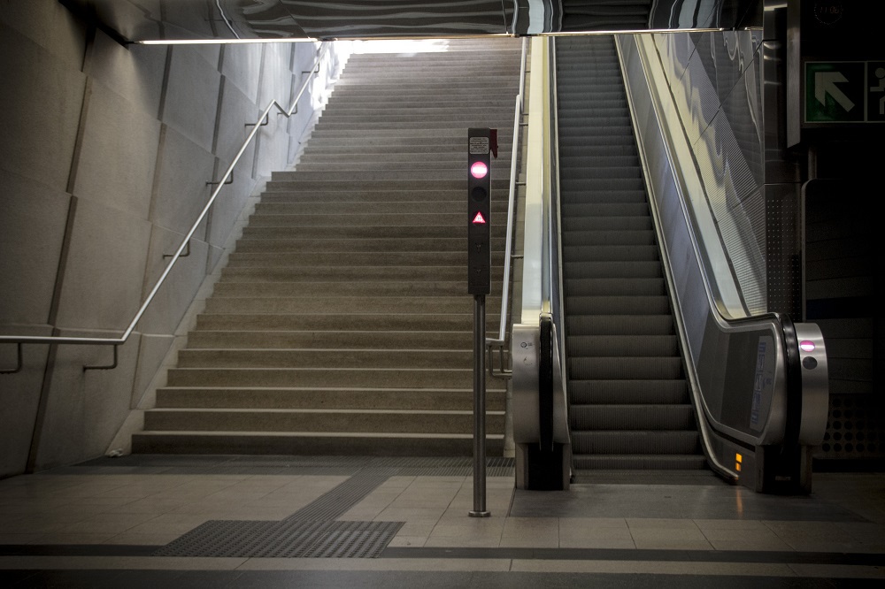 Rolltreppe an U-Bahn Station, Symbolbild