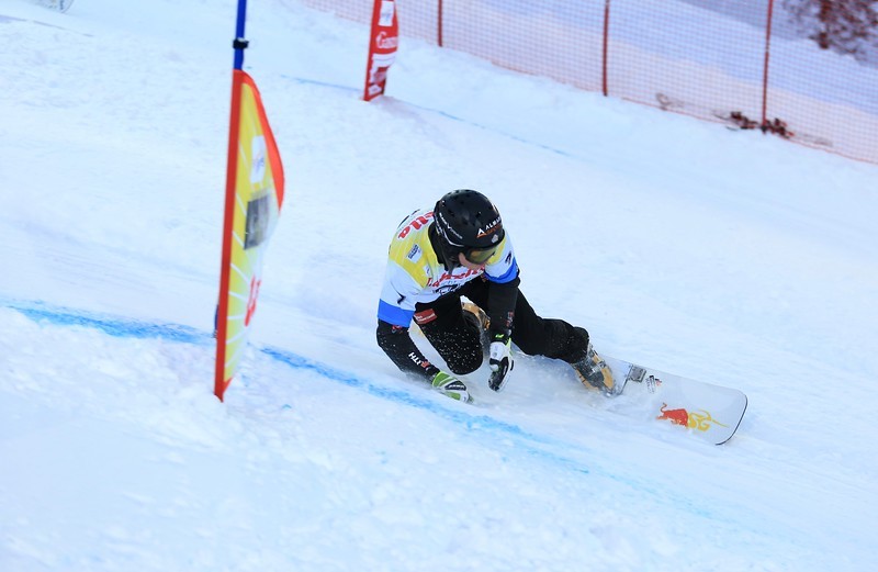 Stefan Baumeister rast zu seinem dritten Weltcupsieg, © FIS Snowboard